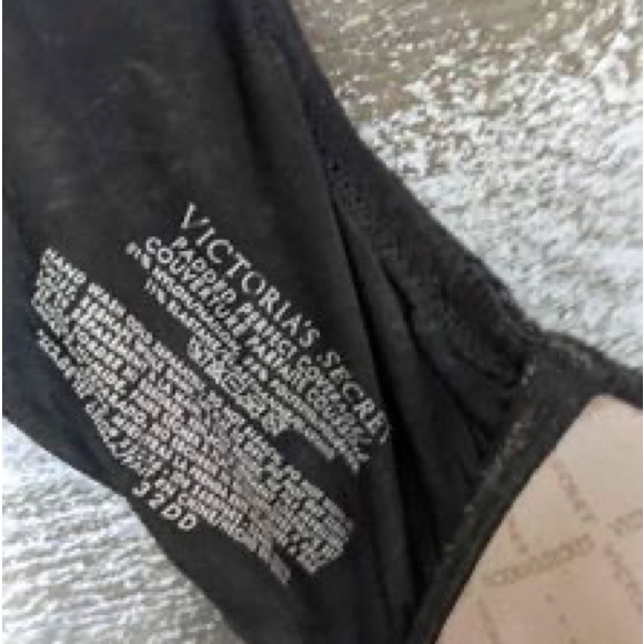 Victoria's Secret Padded Perfect Coverage Size 32DD Gray Bra - Picture 2 of 3